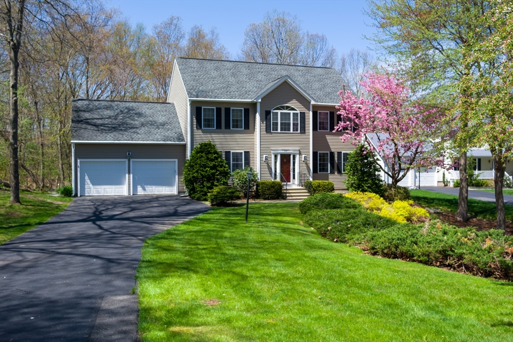 Woodridge Rd, Millbury, MA 01527