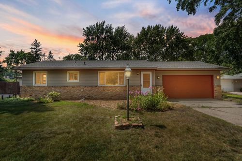 4351 Rahn Rd, Eagan, MN, 55122-2219 | Card Image