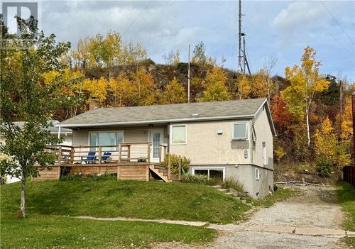 54 Maple Cres, Atikokan, ON, P0T1C0 | Card Image