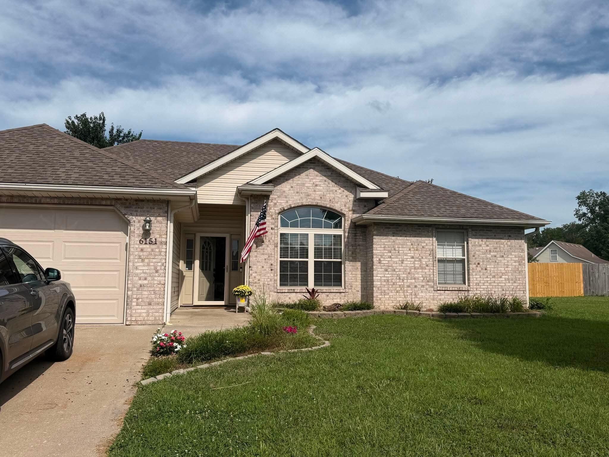 Residential in HALLSVILLE