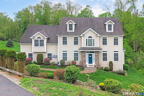12 Davis Rd, Oxford, CT, 06478-1317 | Card Image