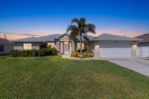 3950 Sw Kakopo St, Port St. Lucie, FL, 34953-3631 | Card Image