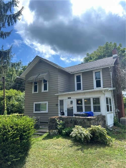 512 Elm St, Slippery Rock, PA, 16057-1529 | Card Image