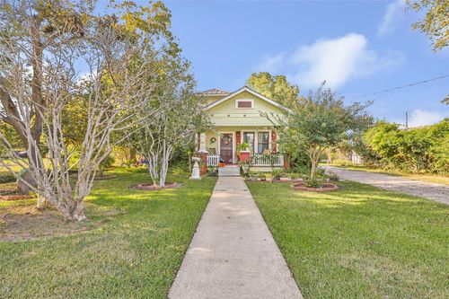 202-200 E Linney St, Dayton, TX, 77535-1706 | Card Image