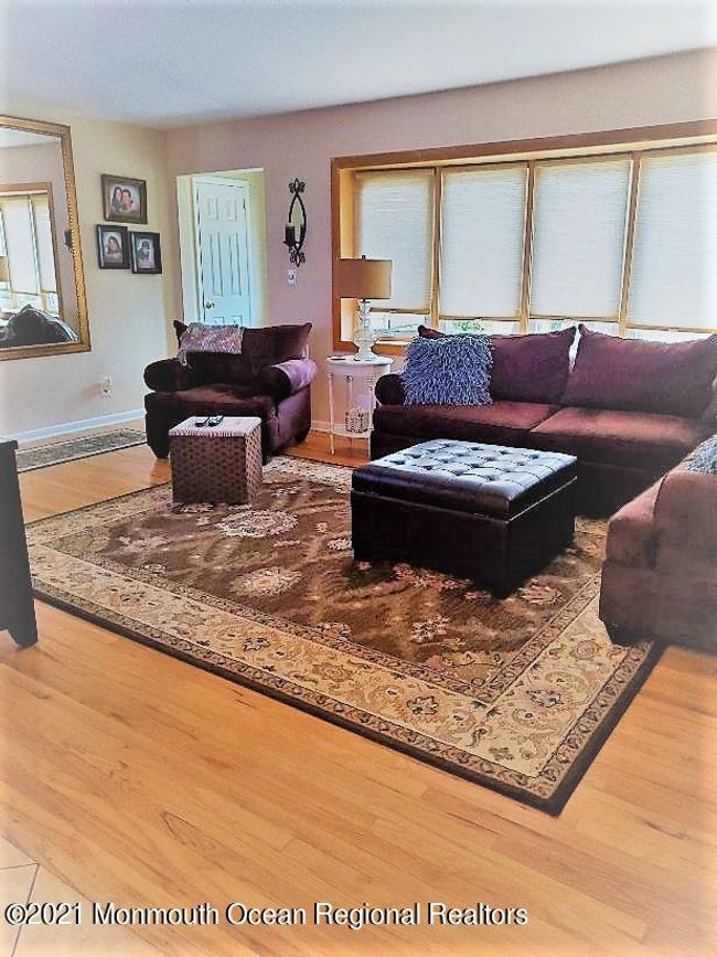 22 Crane Parkway, Sold in Cranford Zoocasa