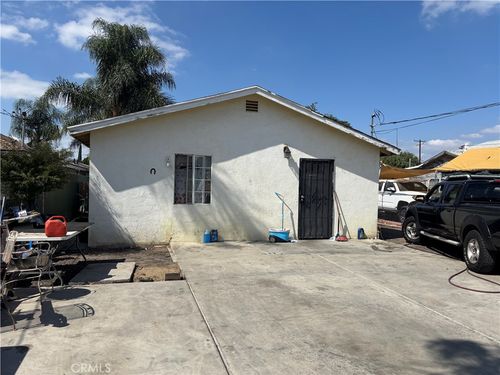 10022 Alameda Ave, Bloomington, CA, 92316 | Card Image