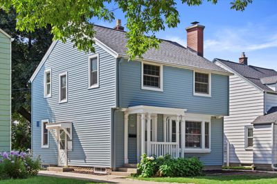 4453 N Morris Boulevard, House other with 3 bedrooms, 1 bathrooms and null parking in SHOREWOOD WI | Image 2