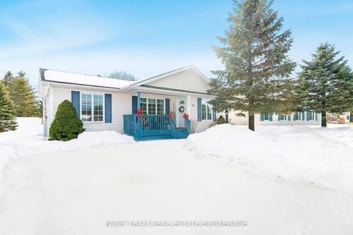 61 Pennsylvania Ave, Wasaga Beach, ON, L9Z3A8 | Card Image