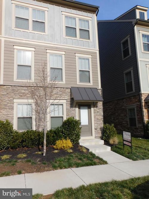 1032 Cantina Ter Se, LEESBURG, VA, 20175-4790 | Card Image