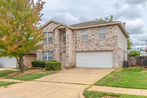 8749 Hunters Trl, Fort Worth, TX, 76123-2531 | Card Image