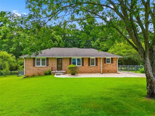 3283 Meadowview Ln Sw, Marietta, GA, 30008-5916 | Card Image