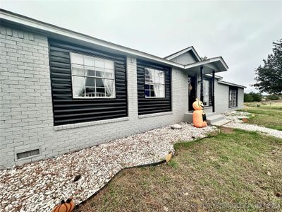 2695 E 2087, House other with 3 bedrooms, 2 bathrooms and null parking in Hugo OK | Image 1