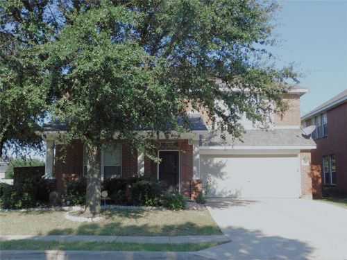 316 Hummingbird Dr, Little Elm, TX, 75068-8511 | Card Image