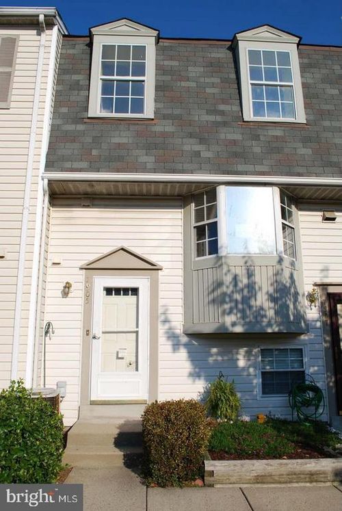 7905 Brighton Way, MANASSAS, VA, 20109-3151 | Card Image