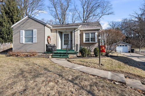3237 14th St, Rock Island, IL, 61201-6028 | Card Image