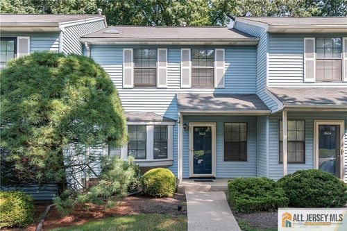 3603-3603 Cricket Cir, Edison, NJ, 08820-4214 | Card Image