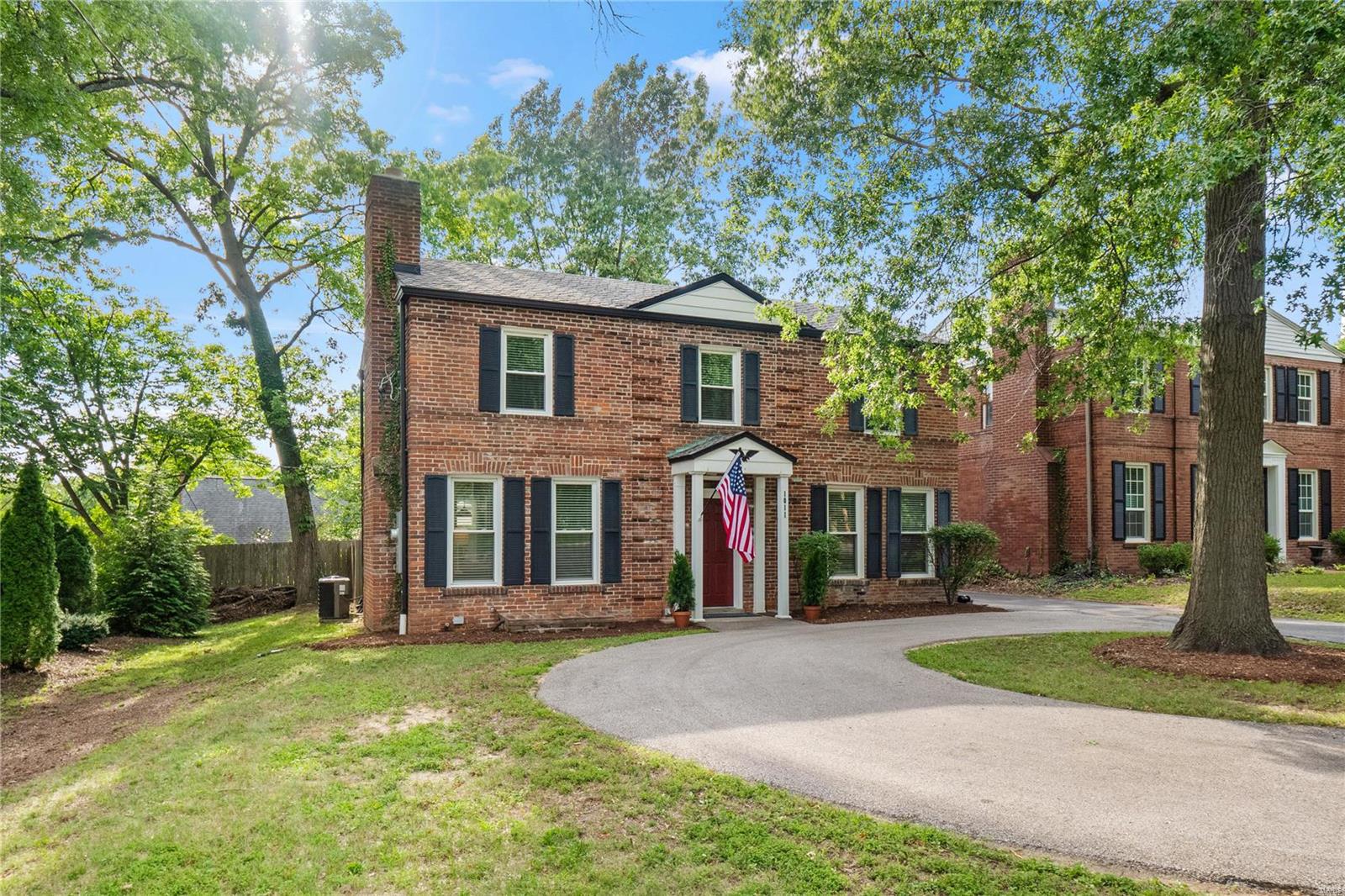 Mcknight Rd, Saint Louis, MO 63117