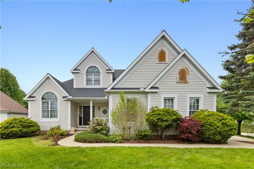 1919 Wendover Cir Ne, North Canton, OH, 44720-6186 | Card Image