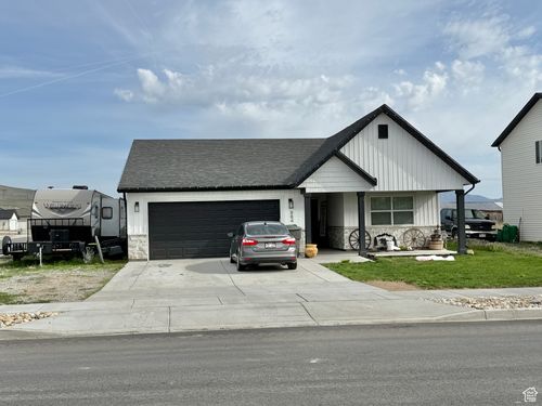 884 W Factory St, Garland, UT, 84312-9327 | Card Image