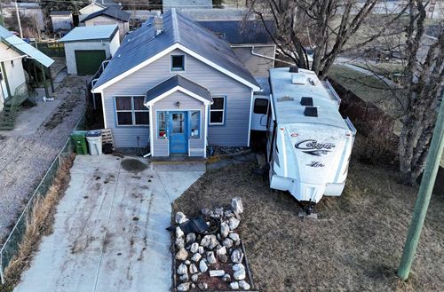 4725 5 Ave, Edson, AB, T7E1C6 | Card Image