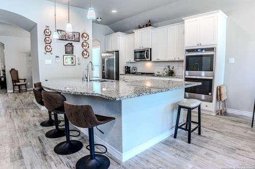 29702 Wackford Rdg, Fair Oaks Ranch, TX, 78015-5208 | Card Image