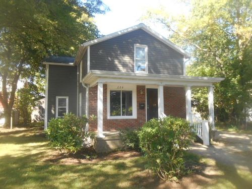 224 Locust St, Girard, PA, 16417-1610 | Card Image