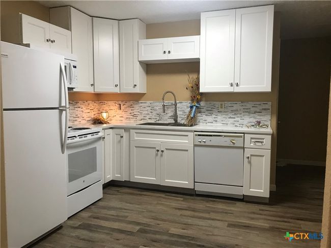 APT-101 - 4841 Highway 35 N, Condo with 2 bedrooms, 1 bathrooms and null parking in Rockport TX | Image 17