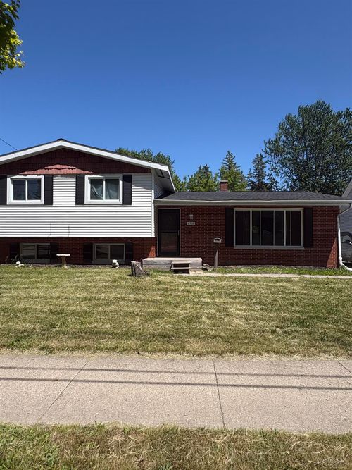 2518 Whitemore Place, Saginaw, MI, 48602 | Card Image
