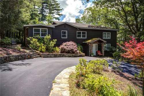 640 Morningside Dr, Blowing Rock, NC, 28605-9743 | Card Image