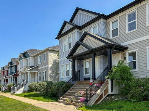 13-300 Sparrow Hawk, Fort Mcmurray, AB, T9K0Y6 | Card Image