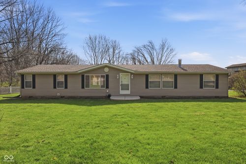 6761 E Centenary Rd, Mooresville, IN, 46158-6875 | Card Image