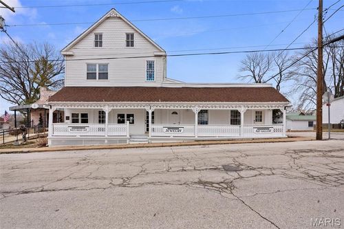 5567 Walnut St, Augusta, MO, 63332-1009 | Card Image