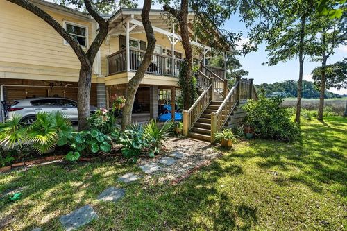 118 Watson Way, Pawleys Island, SC, 29585-7837 | Card Image