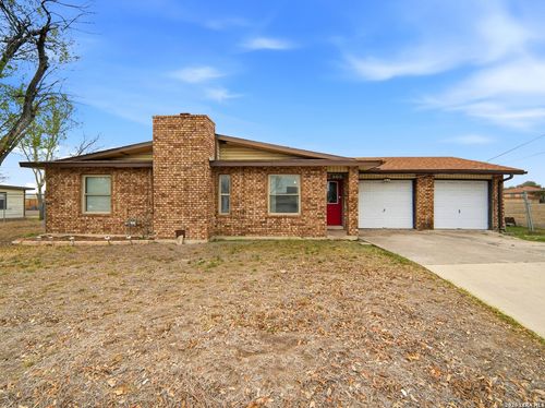 305 Toepperwein Rd, Converse, TX, 78109-2234 | Card Image