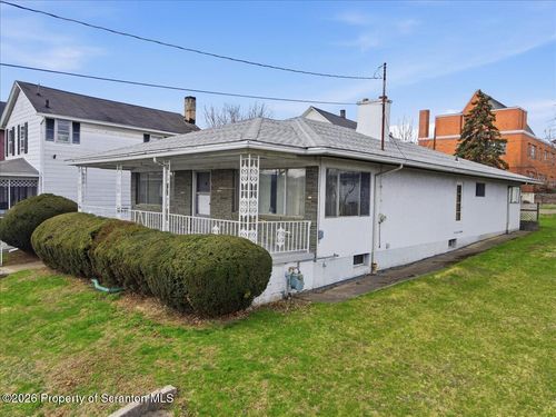 230 10th Ave, Scranton, PA, 18504-2605 | Card Image