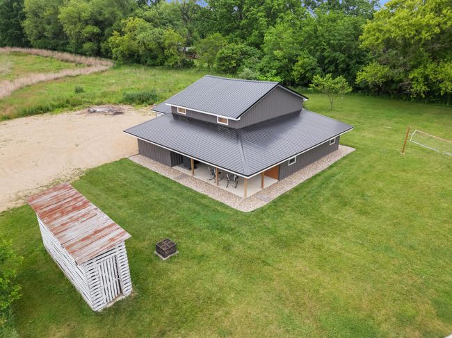 2260 W Bacon Rd, House other with 3 bedrooms, 2 bathrooms and null parking in Hillsdale MI | Image 35