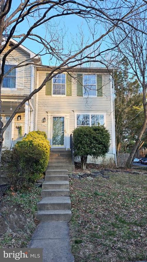 5663 White Dove Ln, CLIFTON, VA, 20124-0932 | Card Image