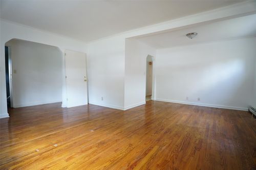 1fl-20312 42nd Ave, Bayside, NY, 11361-1823 | Card Image