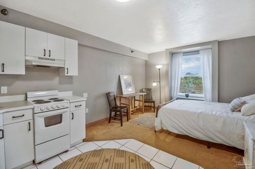 404-224 E Garden St, Pensacola, FL, 32502-6086 | Card Image