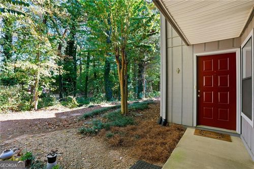 5081 Woodridge Way, Tucker, GA, 30084-2162 | Card Image