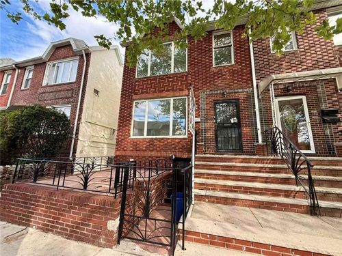 81 Bay 7th St, Brooklyn, NY, 11228-3414 | Card Image