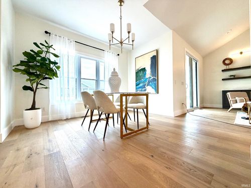 831 Spy Glass Hill Dr, Bedford, IN, 47421-9295 | Card Image