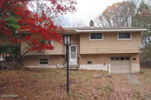 109 Starview Dr, Dingmans Ferry, PA, 18328-4049 | Card Image