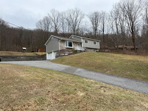 128 Lookout Pass, Stormville, NY, 12582-5225 | Card Image
