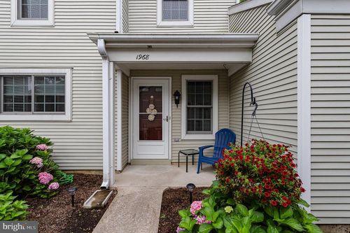 1968 Wexford Rd, PALMYRA, PA, 17078-9248 | Card Image