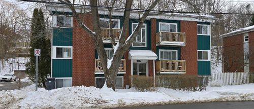 284 Albert St, Windsor, NS, B0N2T0 | Card Image