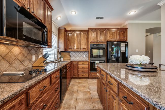 417 Fox Trl, House other with 4 bedrooms, 3 bathrooms and null parking in Allen TX | Image 12