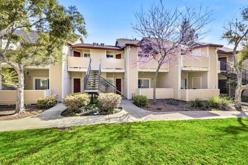 1066 Cedar Gables Dr, San Jose, CA, 95118-3762 | Card Image
