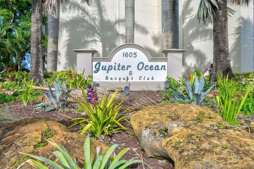 301v6-1605 S Us Highway 1, Jupiter, FL, 33477-8436 | Card Image