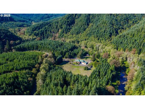 9602 Harlan Rd, Eddyville, OR, 97343-9756 | Card Image